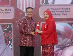 Selamat Walikota Eva Raih Penghargaan dari BKKBN