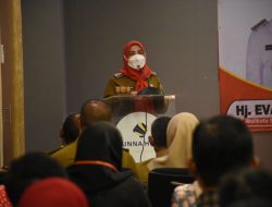 Walikota Eva Himbau Pelaku Usaha Tak Lakukan Pelanggaran dan Menyalahi Izin