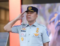 Jadi Pembina Upacara HUT ke-78 RI, Rivan A. Purwantono  Sampaikan Refleksi Kemerdekaan bagi Jasa Raharja