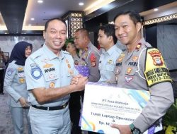 Jasa Raharja Berikan Penghargaan Kepada Polda dan Polres yang  Bersinergi Terbaik Tahun 2023