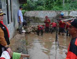 Walikota Tinjau Perbaikan Tanggul Jebol Akibat Banjir