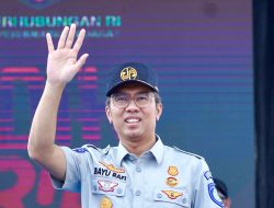 Turut Serta Lepas Peserta Mudik Gratis Kemenhub, Direktur  Keuangan Jasa Raharja Imbau Masyarakat Tertib Berkendara di  Kampung Halaman