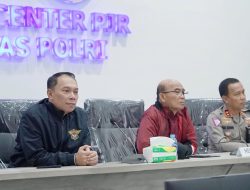 Menko PMK, Kakorlantas, dan Dirut Jasa Raharja Pantau Arus  Mudik dari Command Center KM 29 Tol Jakarta-Cikampek