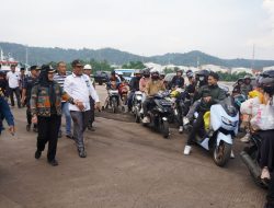 Walikota Eva Tinjau Arus Balik di Pelabuhan Panjang