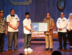 Pj. Gubernur Samsudin Buka Festival Teater Berbahasa Lampung, Ajak Generasi Muda Lestarikan Bahasa Lampung dan Mengaplikasikannya dalam Kehidupan Sehari-hari