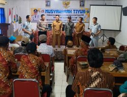 Jasa Raharja Bersama Mitra Sosialisasi Keselamatan Berlalu Lintas di Tiyuh Pulung Kencana