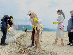 Kolaborasi Untuk Indonesia Bersih, Wagub Jihan Gerakkan Aksi Nyata di Pantai Mutun dan Pulau Tangkil