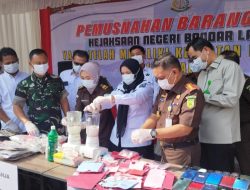 Walikota Hadiri Pemusnahan Barang Bukti Kejahatan