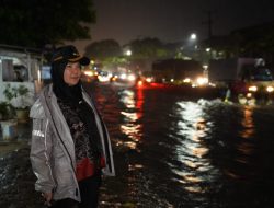 Walikota Tinjau Genangan Air di jalan Yos Sudarso