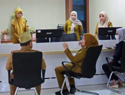 Hari Pertama Kerja Usai Lebaran, Eva Dwiana Sidak di Mall Pelayanan Pemkot