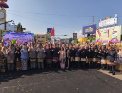 Pemkot Bandar Lampung Gelar Pawai Budaya Tari Ngigel