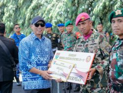 Gubernur Rahmat Mirzani Djausal dan Seluruh Unsur Forkopimda Ikuti Upacara HUT TNI ke -80 