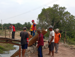 Progres Jembatan Gantung Sendangteri Capai 70 Persen, Camat Terusan Nunyai Beri Dukungan